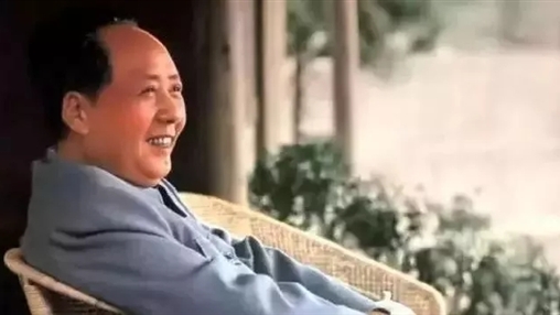 紀(jì)念毛澤東同志誕辰126周年！致敬一代偉人！